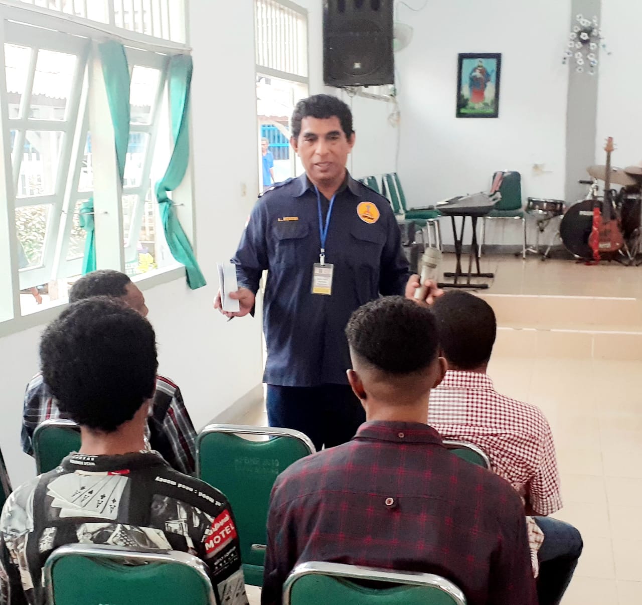 Ketua Pokjaluh Berikan pembinaan khusus karena mereka belum menerima komuni pertama 