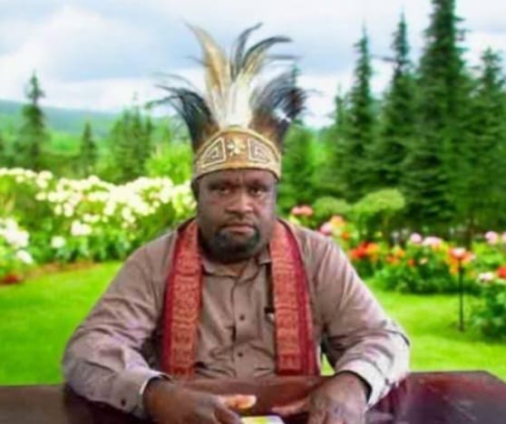 Ketua Dewan Adat Papua (DAP) Wilayah III Doberai, Ronald Konjol, mengeluarkan imbauan pasca bentrokan 