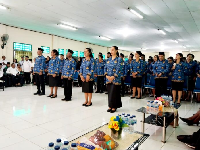 Menteri Agama RI, Prof. Dr. K. H. Nasaruddin Umar, M.A. melantik Pegawai Pemerintah dengan Perjanjian Kerja (PPPK) Tahap I