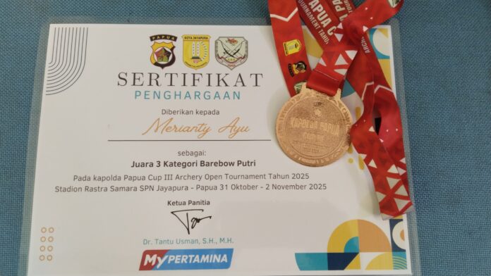 WhatsApp Image 2025-11-03 at 13.12.52 Raih Juara Kapolres Raja Ampat, AKBP Jems Oktovianus Tegai, S.I.K, Apresiasi Atlet