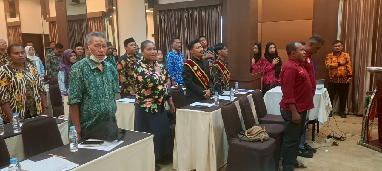 Tiga tokoh utama yang sampai hari ini didengar anak adalah Orangtua, Guru, dan Digital. Satu sama lain sangat mempengaruhi kehidupan anak.