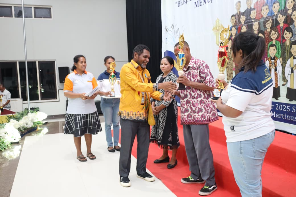 Pembimas Katolik Kanwil Kemenag Papua Barat, selaku Sekretaris Umum (Sekum) LP3KD provinsi Papua Barat, yang hadir mewakili Ketua Umum LP3KD Papua Barat memberikan apresiasi 