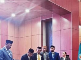 Bupati Teluk Bintuni Yohanes Manibuy dalam sambutan penutupannya menyampaikan apresiasi kepada DPRK Teluk Bintuni atas kerja sama dan komitmen selama masa sidang berlangsung.