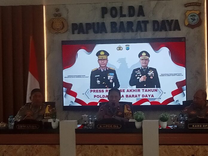 Kepala Kepolisian Daerah (Kapolda) Papua Barat Daya, Brigjen Pol Gatot Haribowo, S.I.K., Masih Terbatas