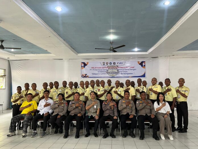 Direktur Pembinaan Masyarakat (Dirbinmas) Polda Papua Barat Daya, Kombes Pol M. Erfan, S.I.K., M.H., secara resmi membuka Pelatihan Satuan Pengamanan (Satpam)