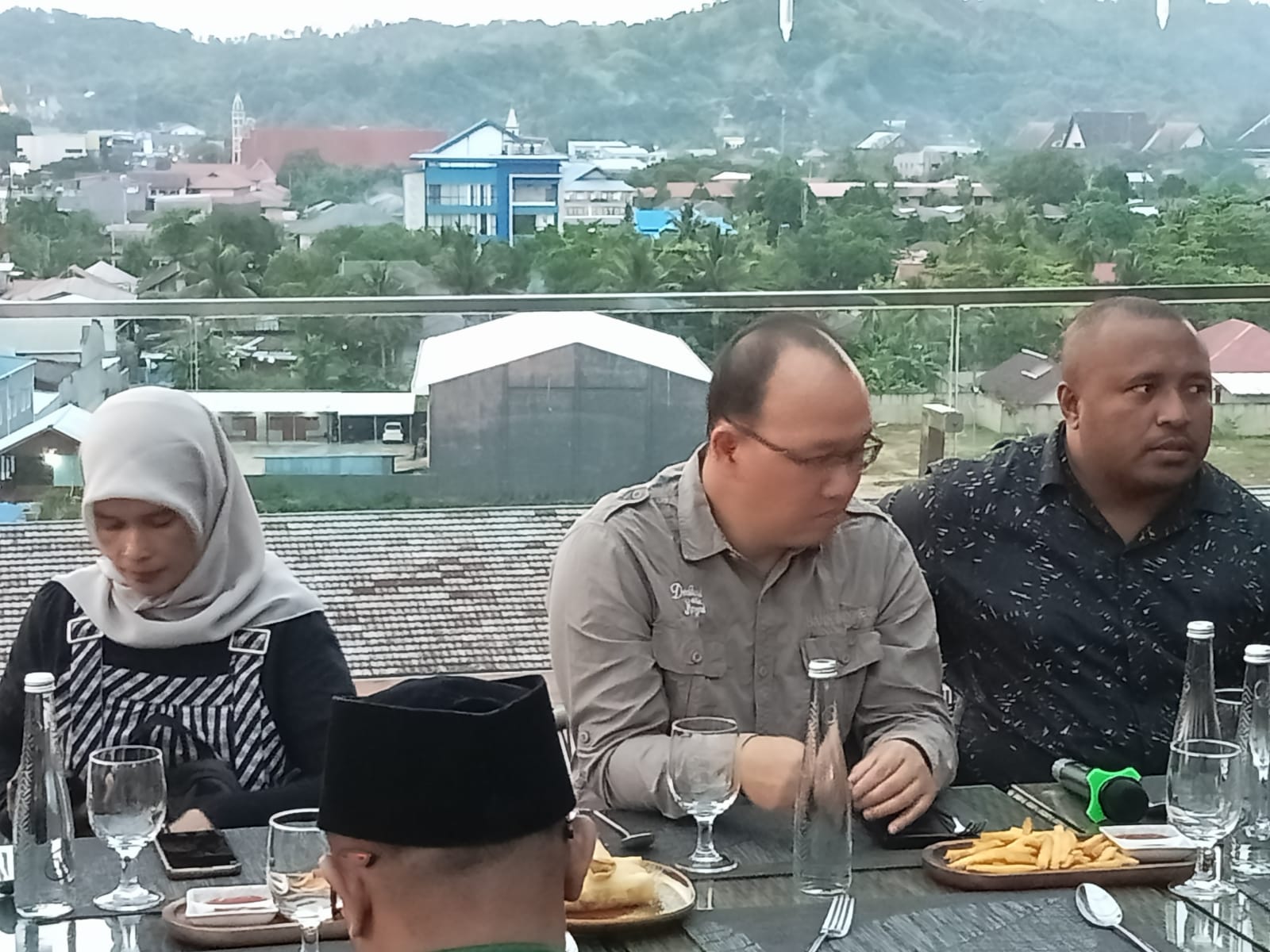 Bentuk Inovasi dalam penyediaan layanan pertukaran uang pada hari besar
