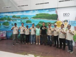 Lembaga Investigasi Negara (LIN) Provinsi Papua Barat Daya membawa berkas-berkas data dugaan tindak pidana korupsi.