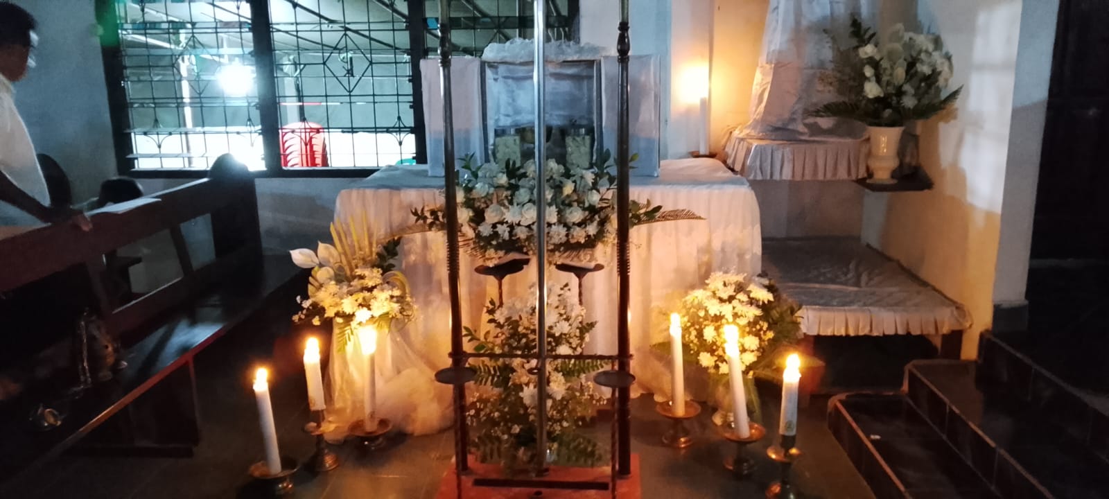 Tuguran di Malam Kamis Putih: Pentahtaan Sakramen Ekaristi