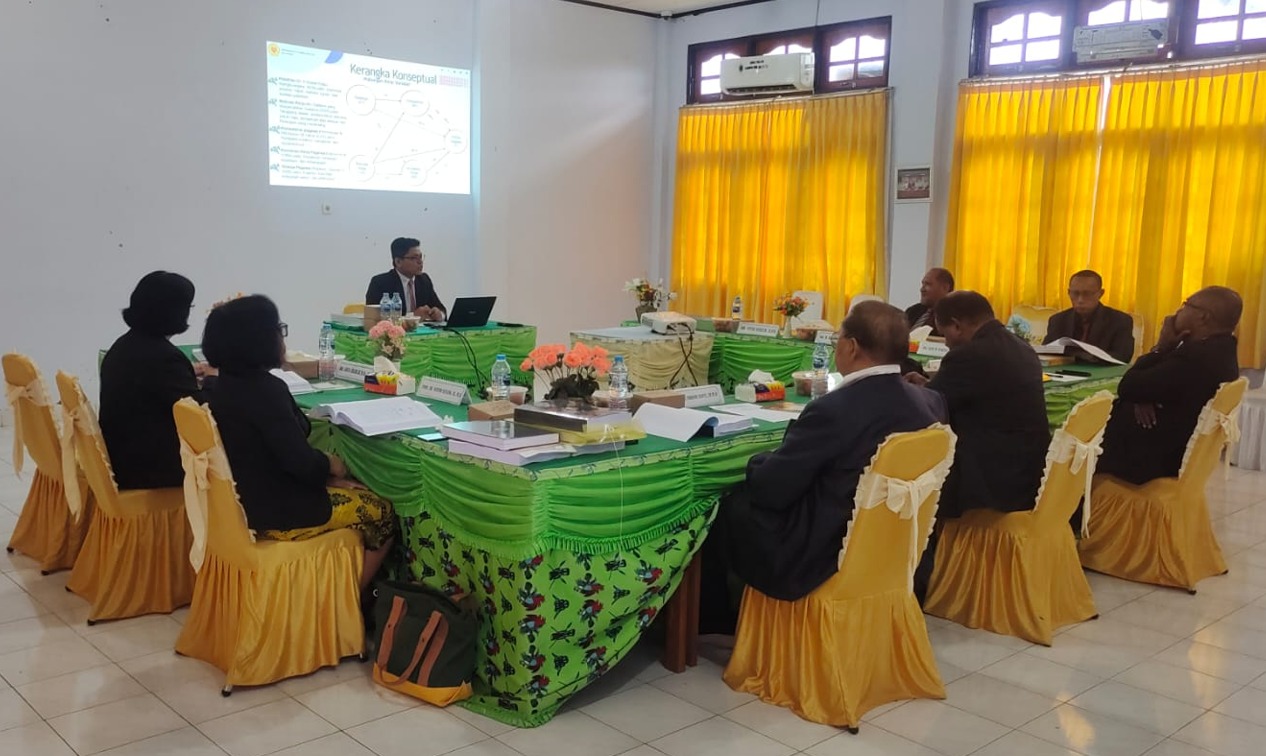 Penelitian melibatkan 213 responden yang merupakan alumni pelatihan tenaga administrasi pada wilayah kerja Balai Diklat Keagamaan Papua,