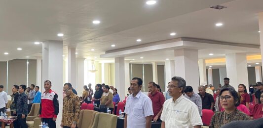 Direktur Intelkam Polda Papua Barat Daya, Angling Guntoro, S.I.K, mengatakan kepolisian tidak hanya berperan sebagai penjaga keamanan,