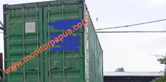 Kayu Merbau Skala Besar Tumpuk di Gudang Mariat Pantai Sorong, Masyarakat Desak Aparat Bertindak Kayu Merbau Skala Besar Tumpuk di Gudang Mariat Pantai Sorong,