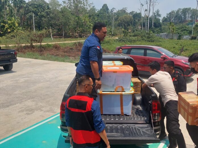 WhatsApp Image 2026-09-17 at 15.58.41 Kejati Geledah Kantor Balai Penegakan Hukum (Gakkum) Kementerian Lingkungan Hidup dan Kehutanan (KLHK) Wilayah Maluku dan Papua